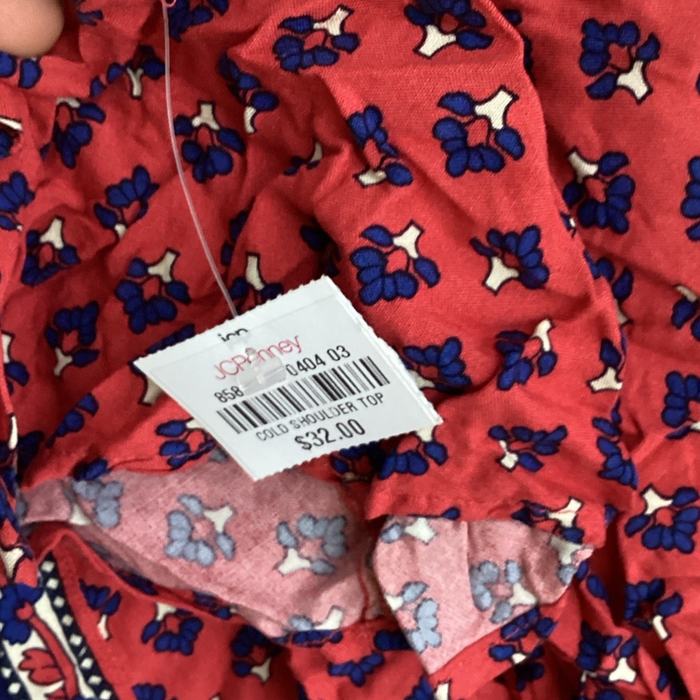 St. John's Bay Red Floral Cold-Shoulder Tank with Navy Trim - Picture 4 of 6